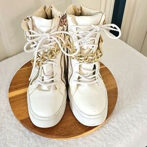 Vintage Nana Comme High Top Sneakers W Gold Decor, Buckle Lace Up size 6 80's